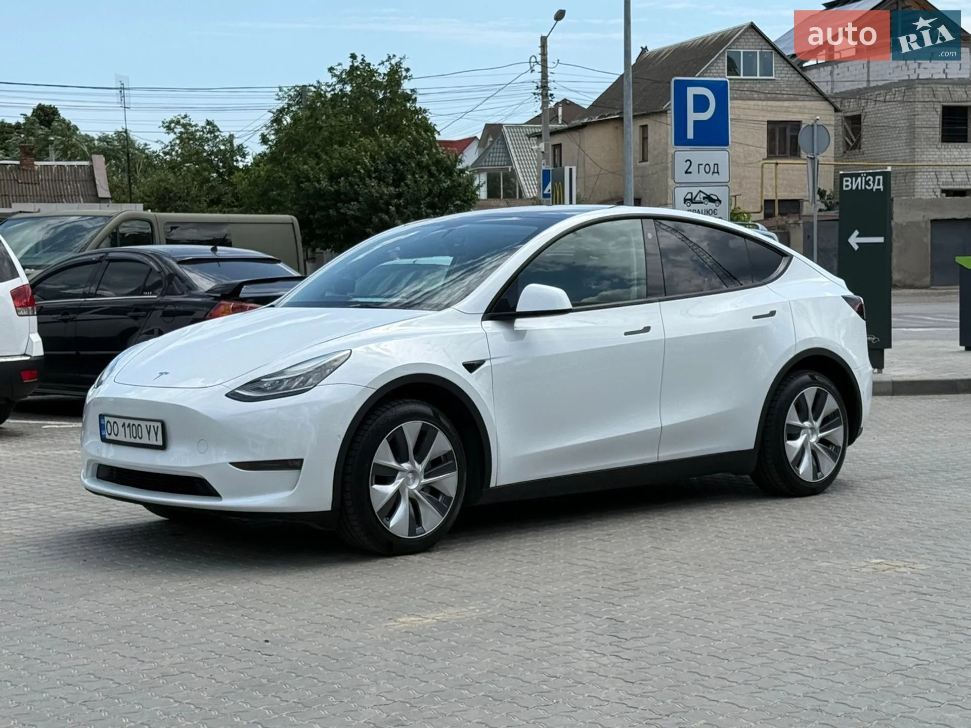 2022 Tesla Model Y - мініатюра 3