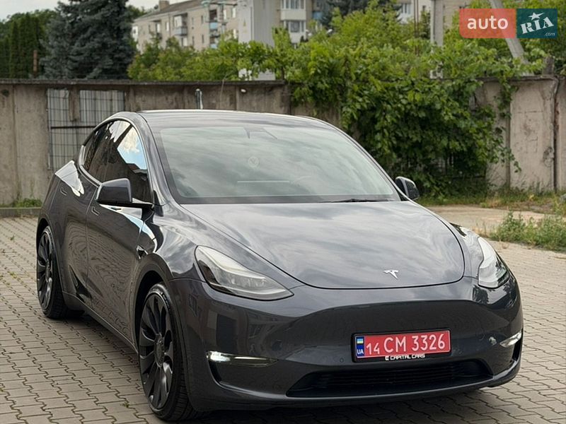 Позашляховик / Кросовер Tesla Model Y 2022 в Луцьку