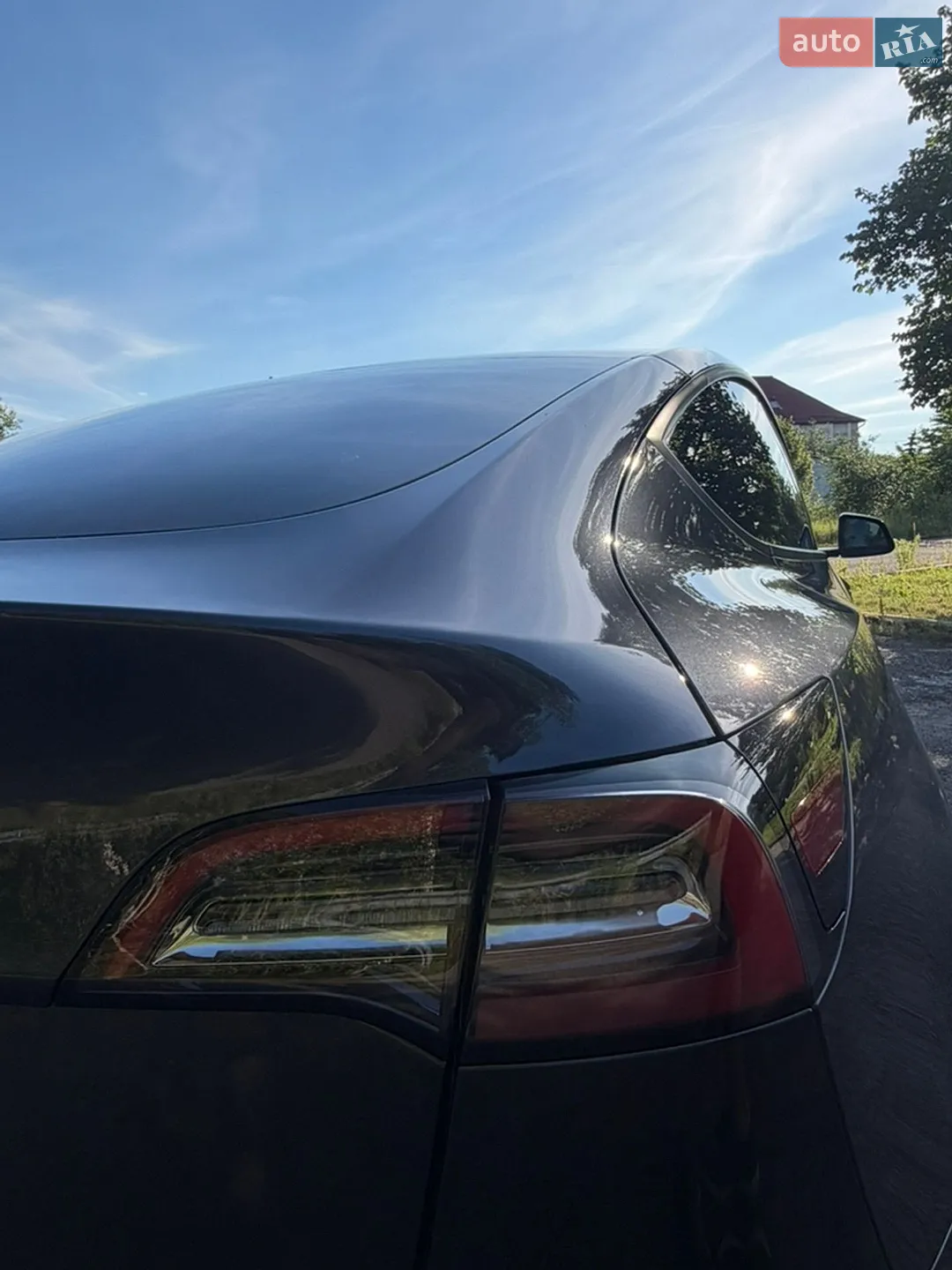 2024 Tesla Model Y - мініатюра 10