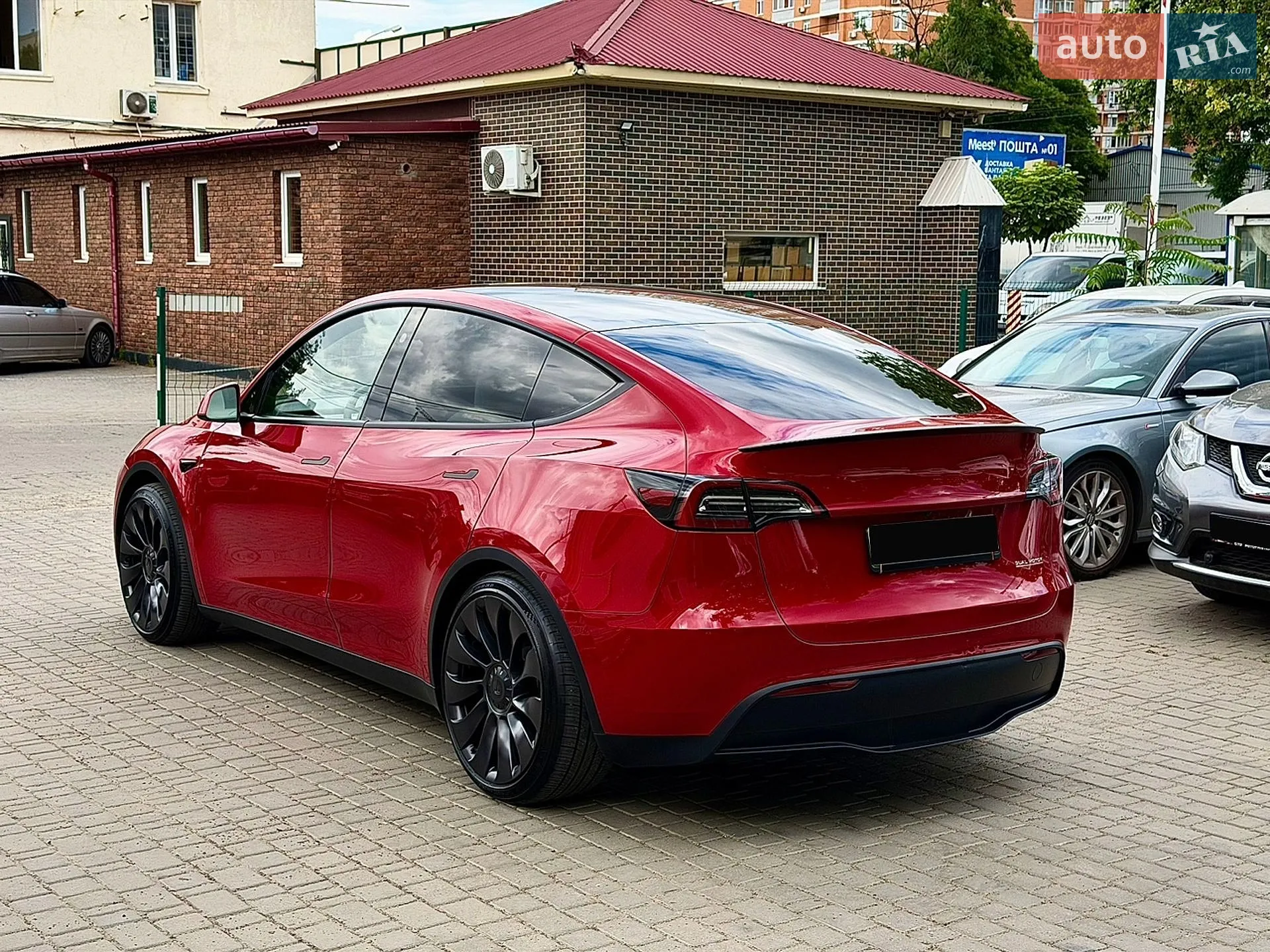 2023 Tesla Model Y - мініатюра 4