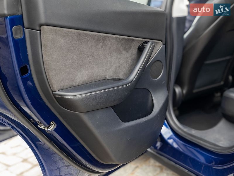 Внедорожник / Кроссовер Tesla Model Y 2020 в Киеве фото 48 Внедорожник / Кроссовер Tesla Model Y 2020 в Киеве