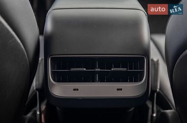 Внедорожник / Кроссовер Tesla Model Y 2020 в Киеве фото 53 Внедорожник / Кроссовер Tesla Model Y 2020 в Киеве