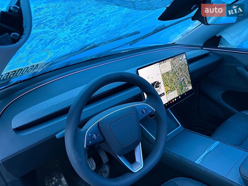 Позашляховик / Кросовер Tesla Model Y 2025 в Луцьку фото 30 Позашляховик / Кросовер Tesla Model Y 2025 в Луцьку