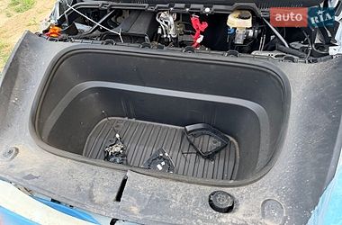 Позашляховик / Кросовер Tesla Model Y 2025 в Луцьку фото 57 Позашляховик / Кросовер Tesla Model Y 2025 в Луцьку
