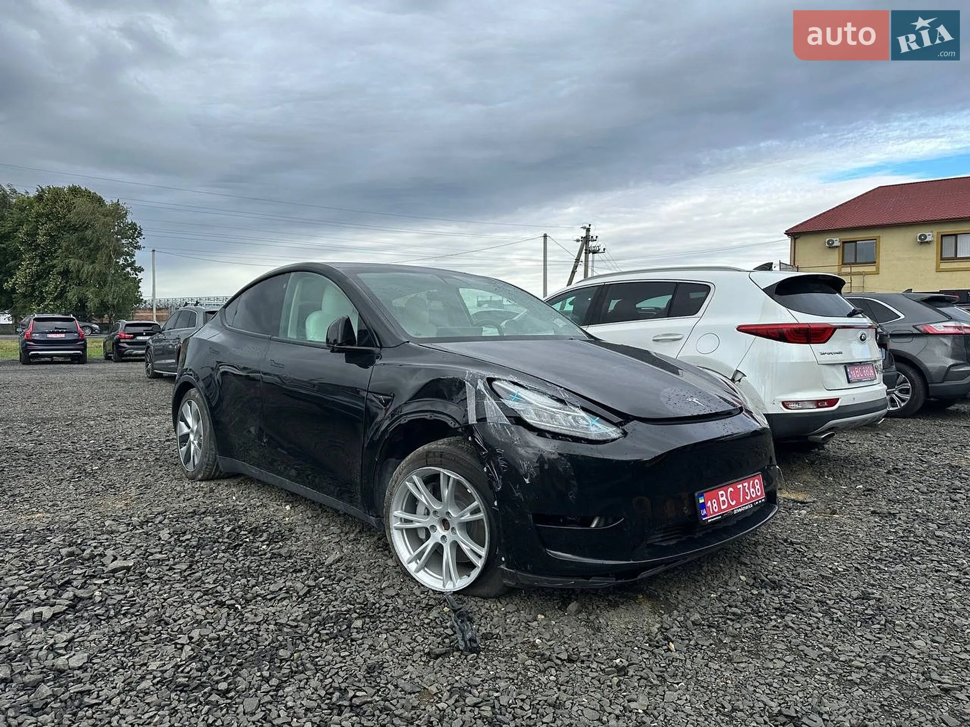 2021 Tesla Model Y - мініатюра 3