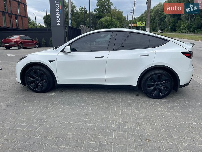 Внедорожник / Кроссовер Tesla Model Y 2024 в Черновцах фото 5 Внедорожник / Кроссовер Tesla Model Y 2024 в Черновцах