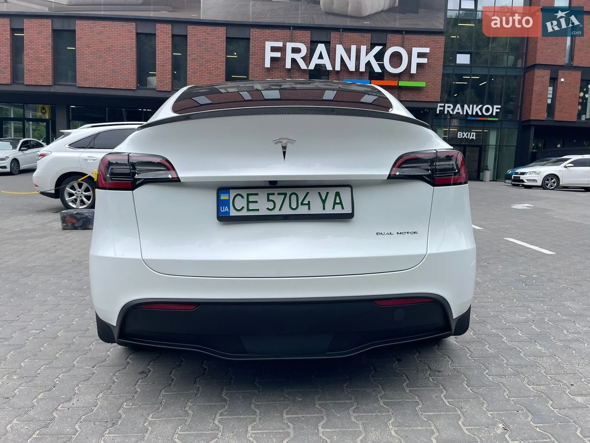 2024 Tesla Model Y - мініатюра 10