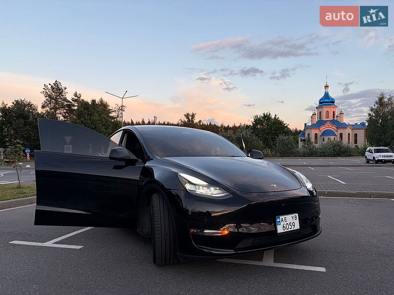 Внедорожник / Кроссовер Tesla Model Y 2021 в Одессе