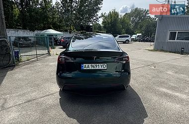 Внедорожник / Кроссовер Tesla Model Y 2022 в Киеве