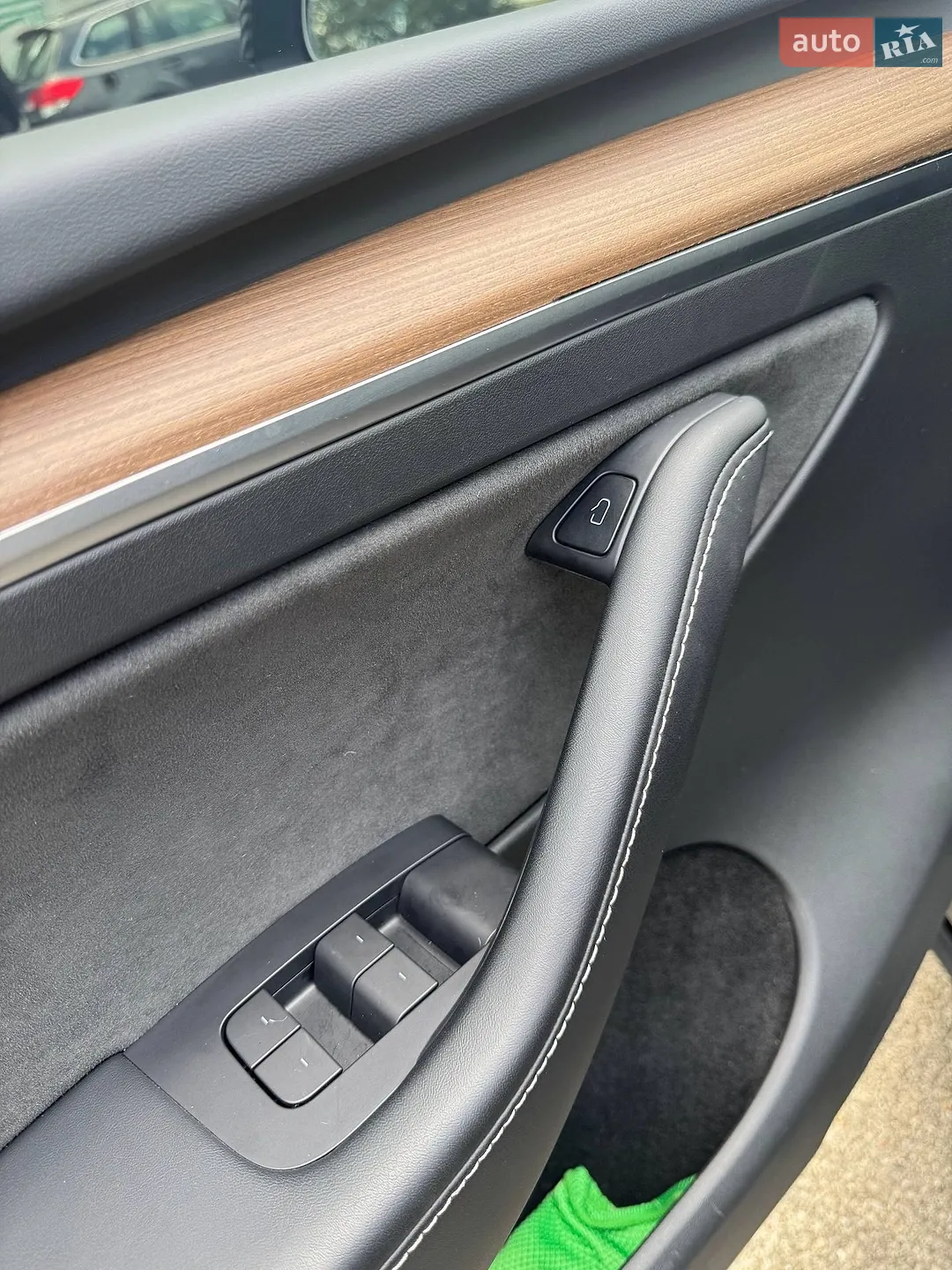 2022 Tesla Model Y - мініатюра 13