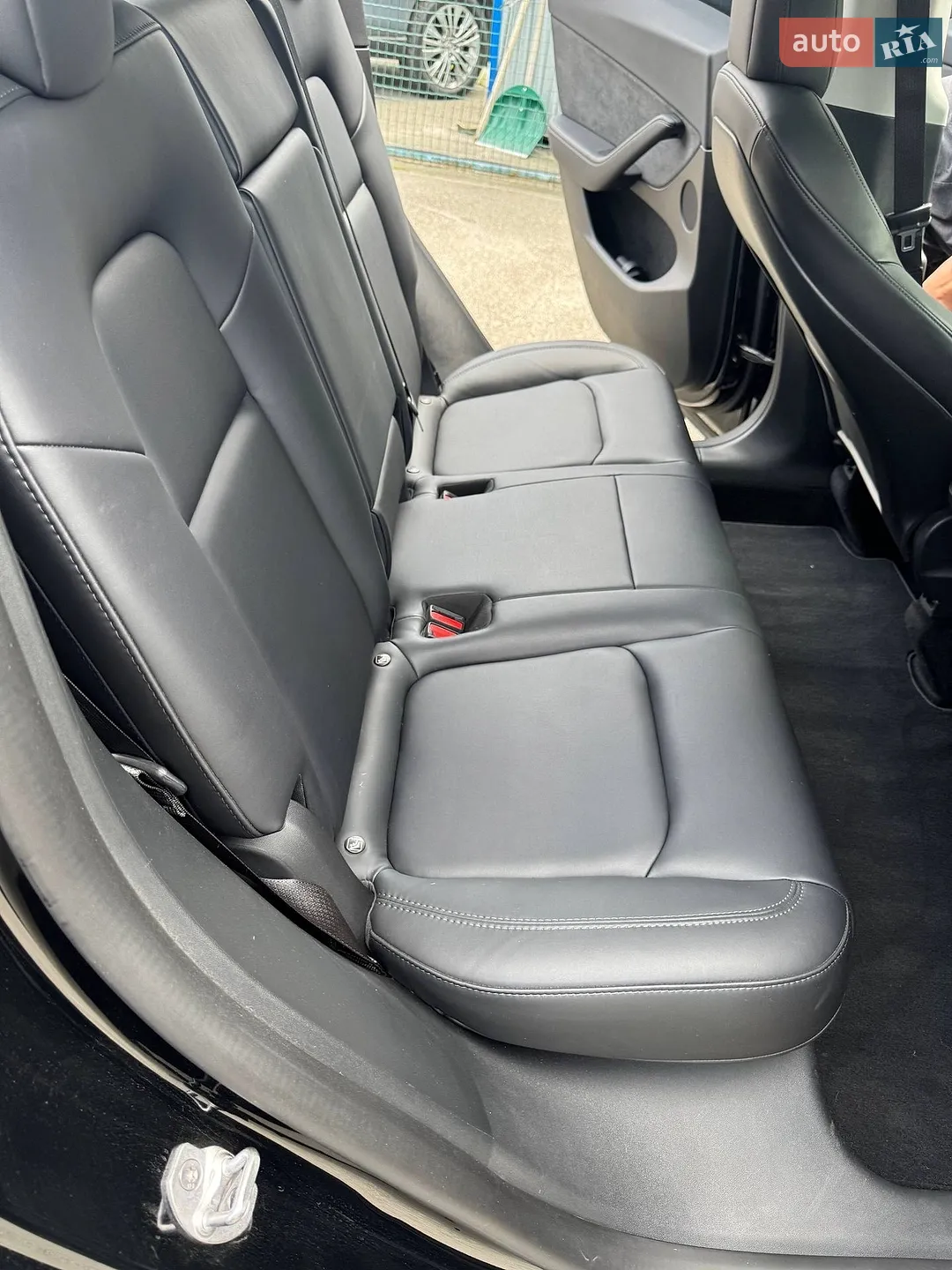 2022 Tesla Model Y - мініатюра 18