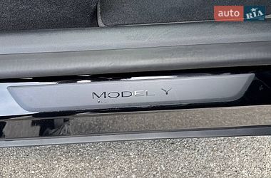 Внедорожник / Кроссовер Tesla Model Y 2022 в Киеве