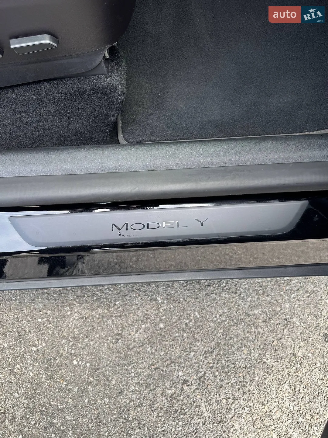 2022 Tesla Model Y - мініатюра 23