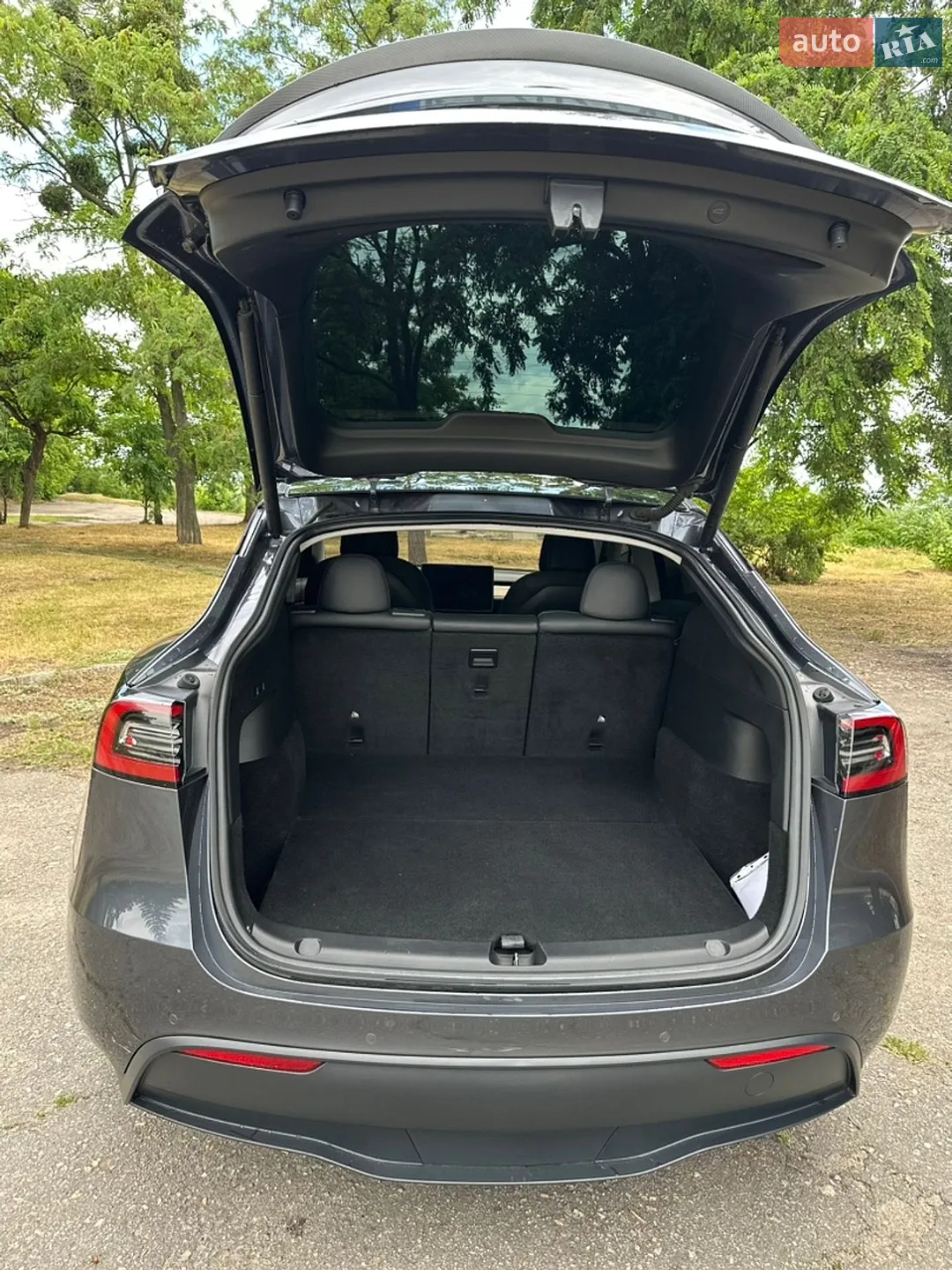 2022 Tesla Model Y - мініатюра 15