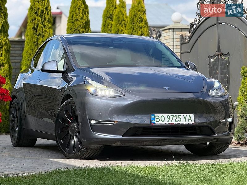 Позашляховик / Кросовер Tesla Model Y 2022 в Тернополі фото 3 Позашляховик / Кросовер Tesla Model Y 2022 в Тернополі