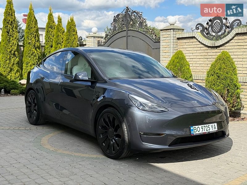 Позашляховик / Кросовер Tesla Model Y 2022 в Тернополі фото 19 Позашляховик / Кросовер Tesla Model Y 2022 в Тернополі