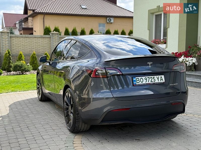 Позашляховик / Кросовер Tesla Model Y 2022 в Тернополі фото 23 Позашляховик / Кросовер Tesla Model Y 2022 в Тернополі