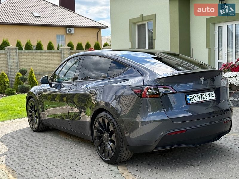 Позашляховик / Кросовер Tesla Model Y 2022 в Тернополі фото 24 Позашляховик / Кросовер Tesla Model Y 2022 в Тернополі