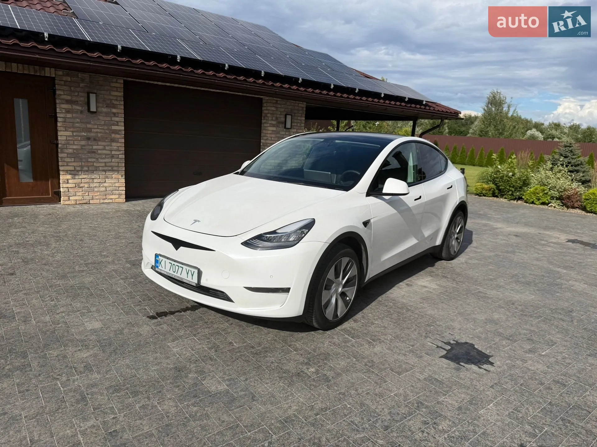 2021 Tesla Model Y - мініатюра 3