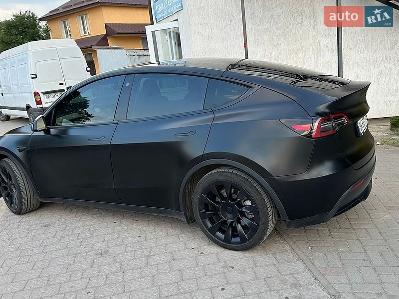 Внедорожник / Кроссовер Tesla Model Y 2021 в Бродах