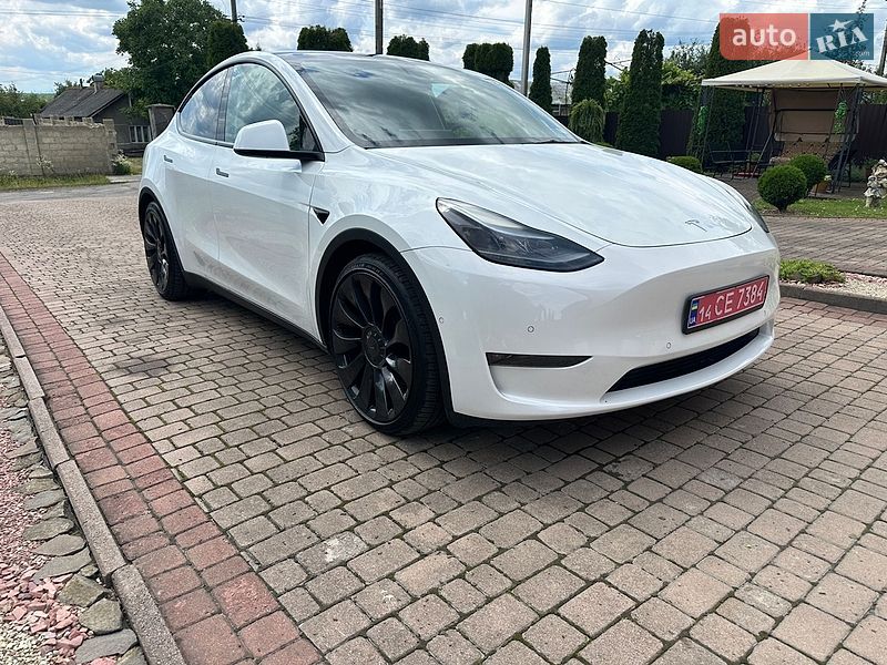 Позашляховик / Кросовер Tesla Model Y 2022 в Івано-Франківську фото 10 Позашляховик / Кросовер Tesla Model Y 2022 в Івано-Франківську