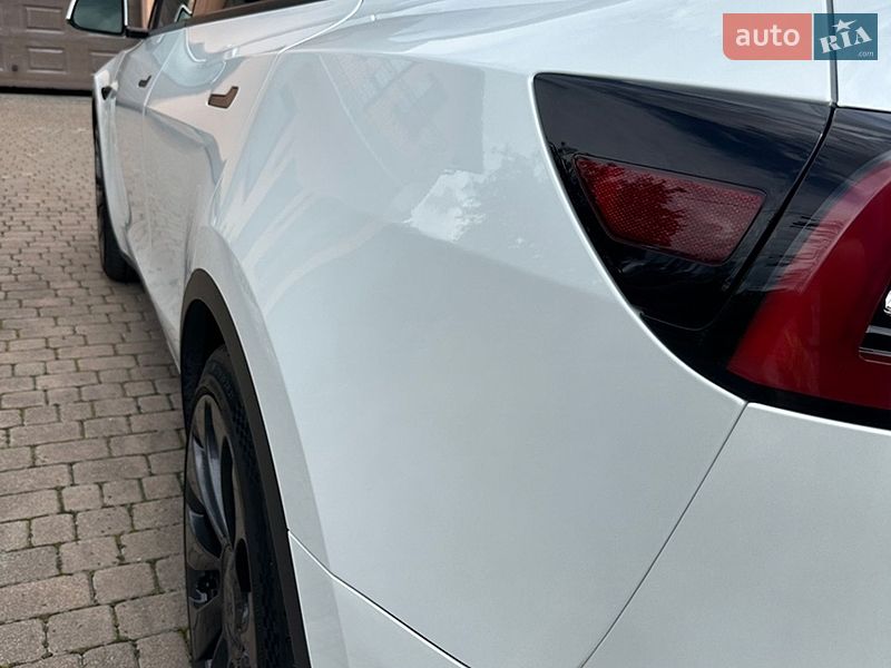 Позашляховик / Кросовер Tesla Model Y 2022 в Івано-Франківську фото 13 Позашляховик / Кросовер Tesla Model Y 2022 в Івано-Франківську