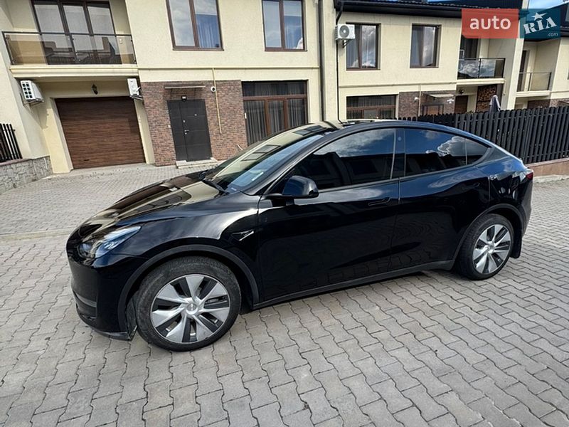 Позашляховик / Кросовер Tesla Model Y 2023 в Тернополі
