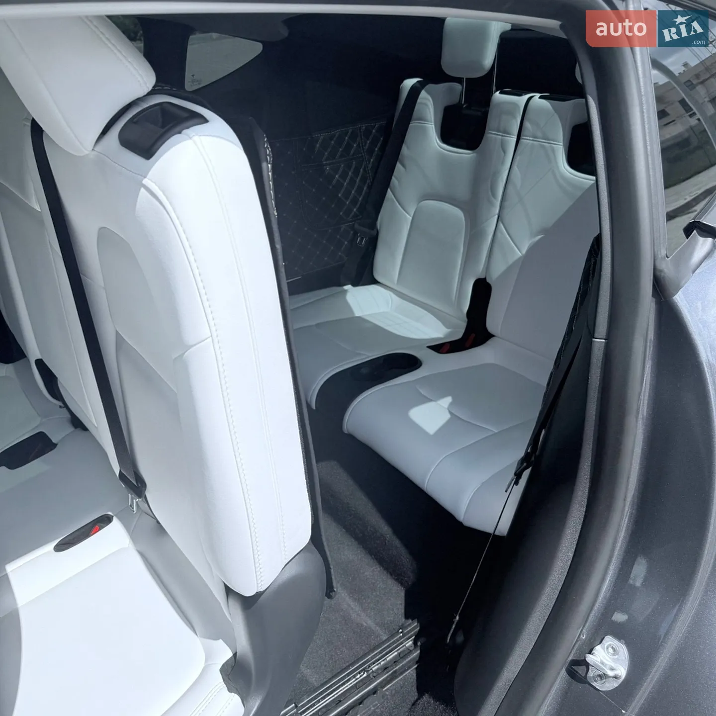 2023 Tesla Model Y - мініатюра 12
