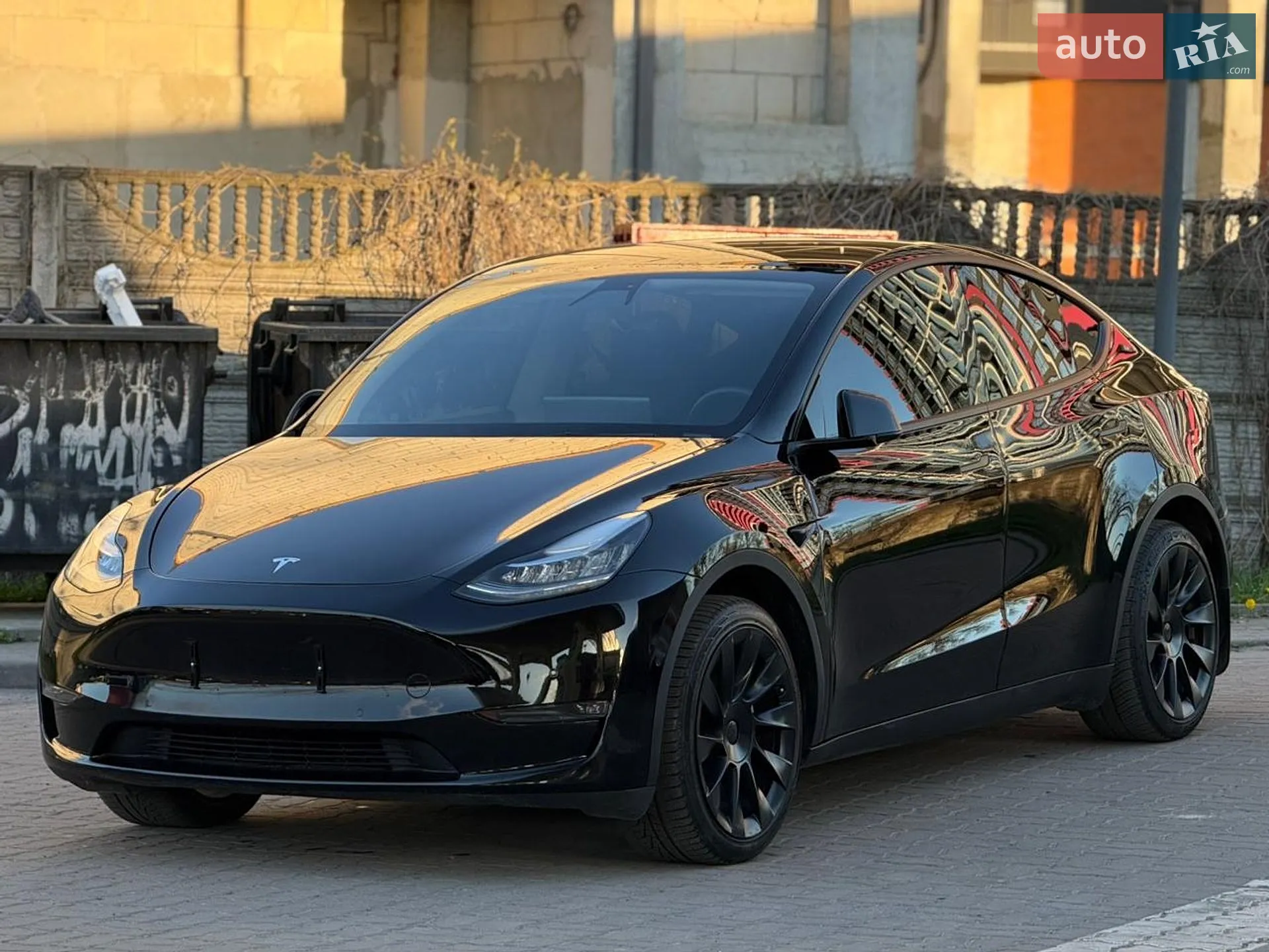 2021 Tesla Model Y - мініатюра 3