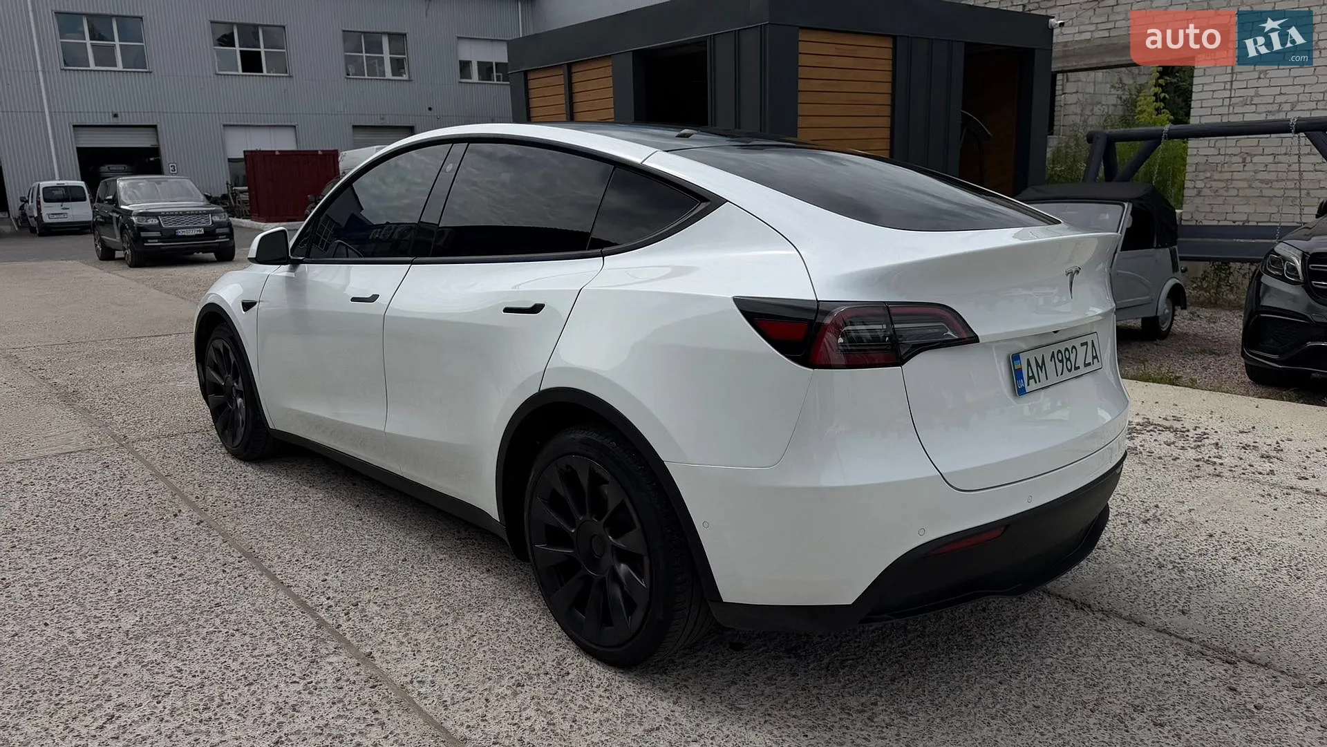 2021 Tesla Model Y - мініатюра 2