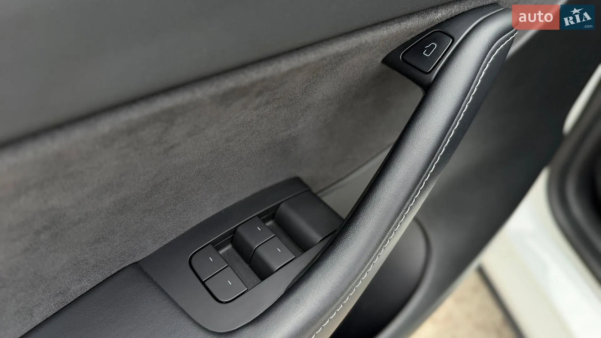 2021 Tesla Model Y - мініатюра 17