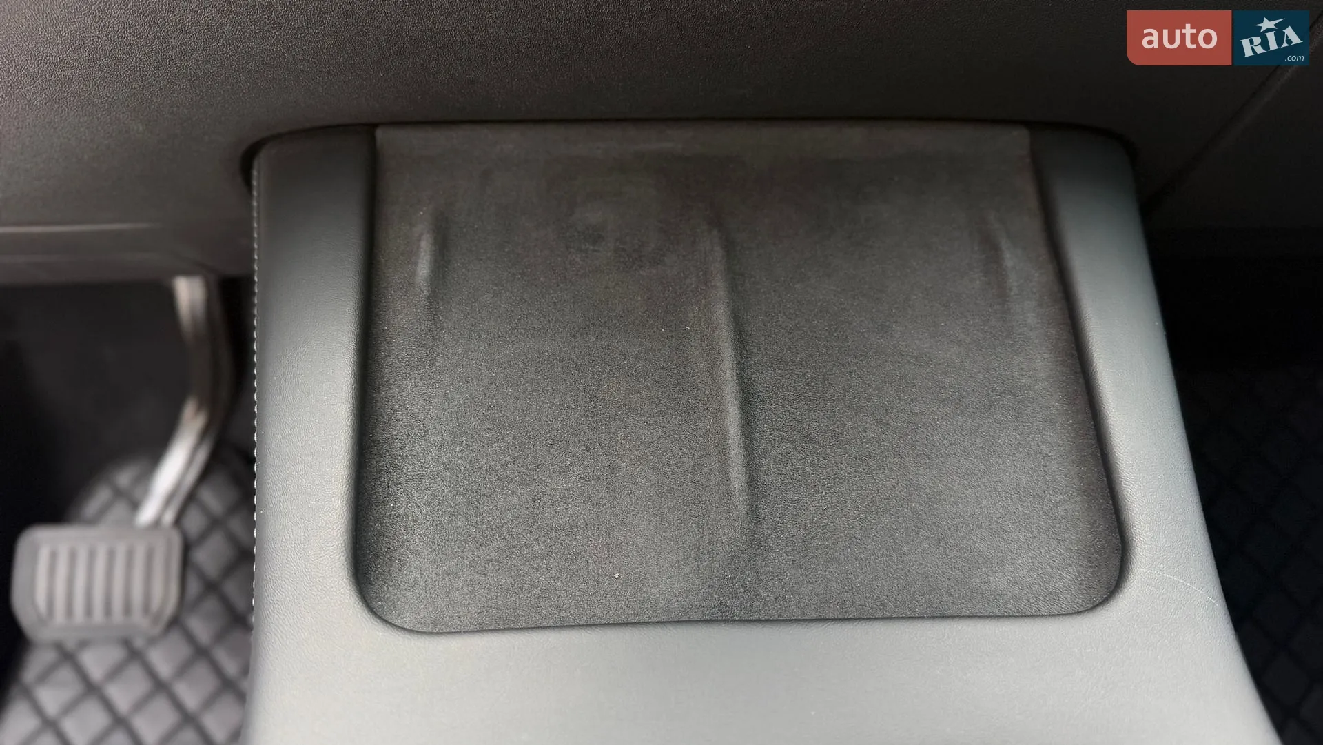 2021 Tesla Model Y - мініатюра 27