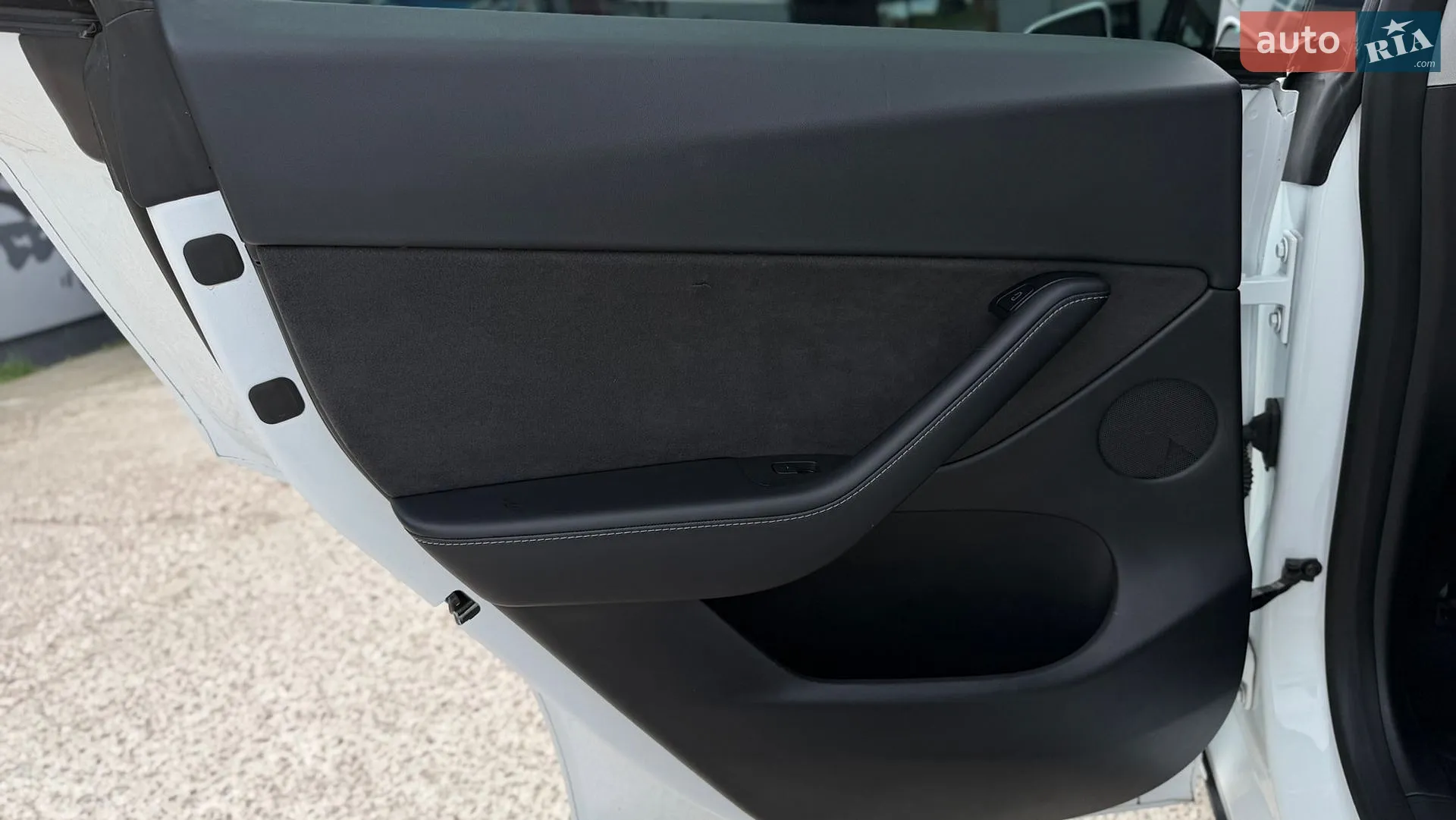 2021 Tesla Model Y - мініатюра 32