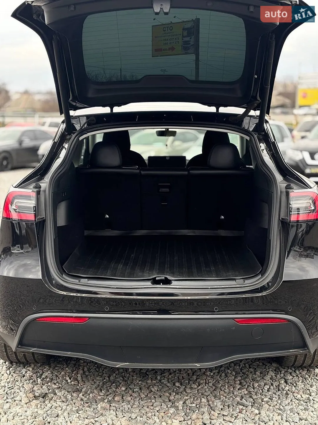 2021 Tesla Model Y - мініатюра 11