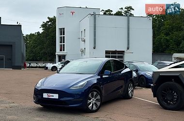 Внедорожник / Кроссовер Tesla Model Y 2024 в Киеве