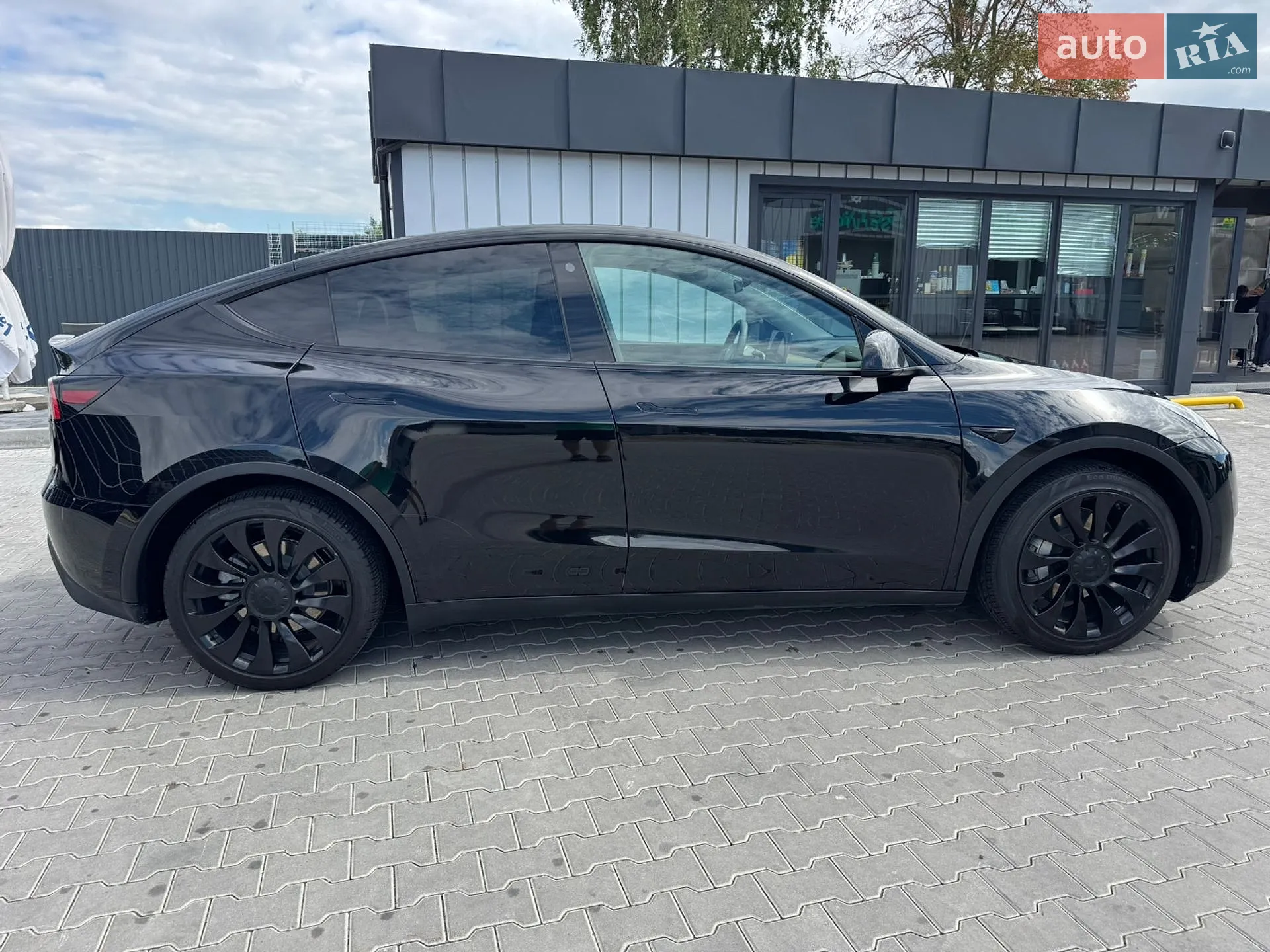 2020 Tesla Model Y - мініатюра 6