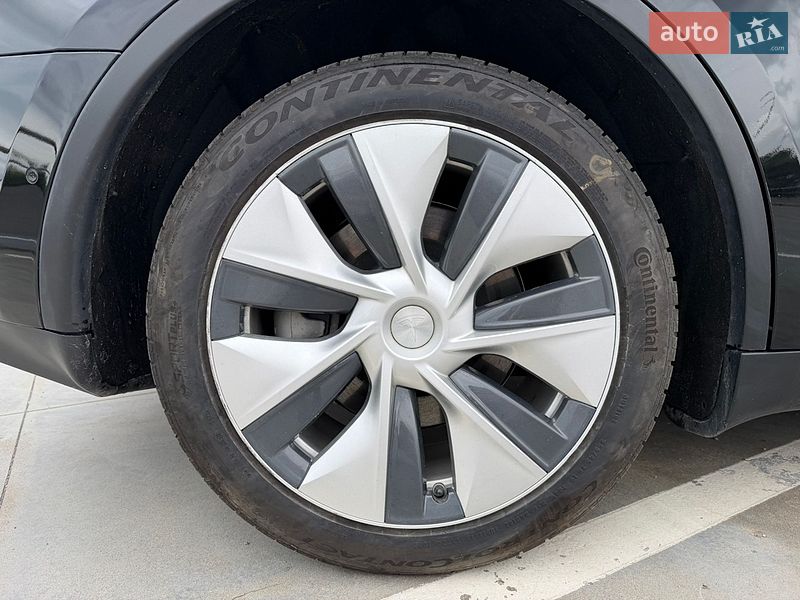 Внедорожник / Кроссовер Tesla Model Y 2022 в Киеве фото 18 Внедорожник / Кроссовер Tesla Model Y 2022 в Киеве