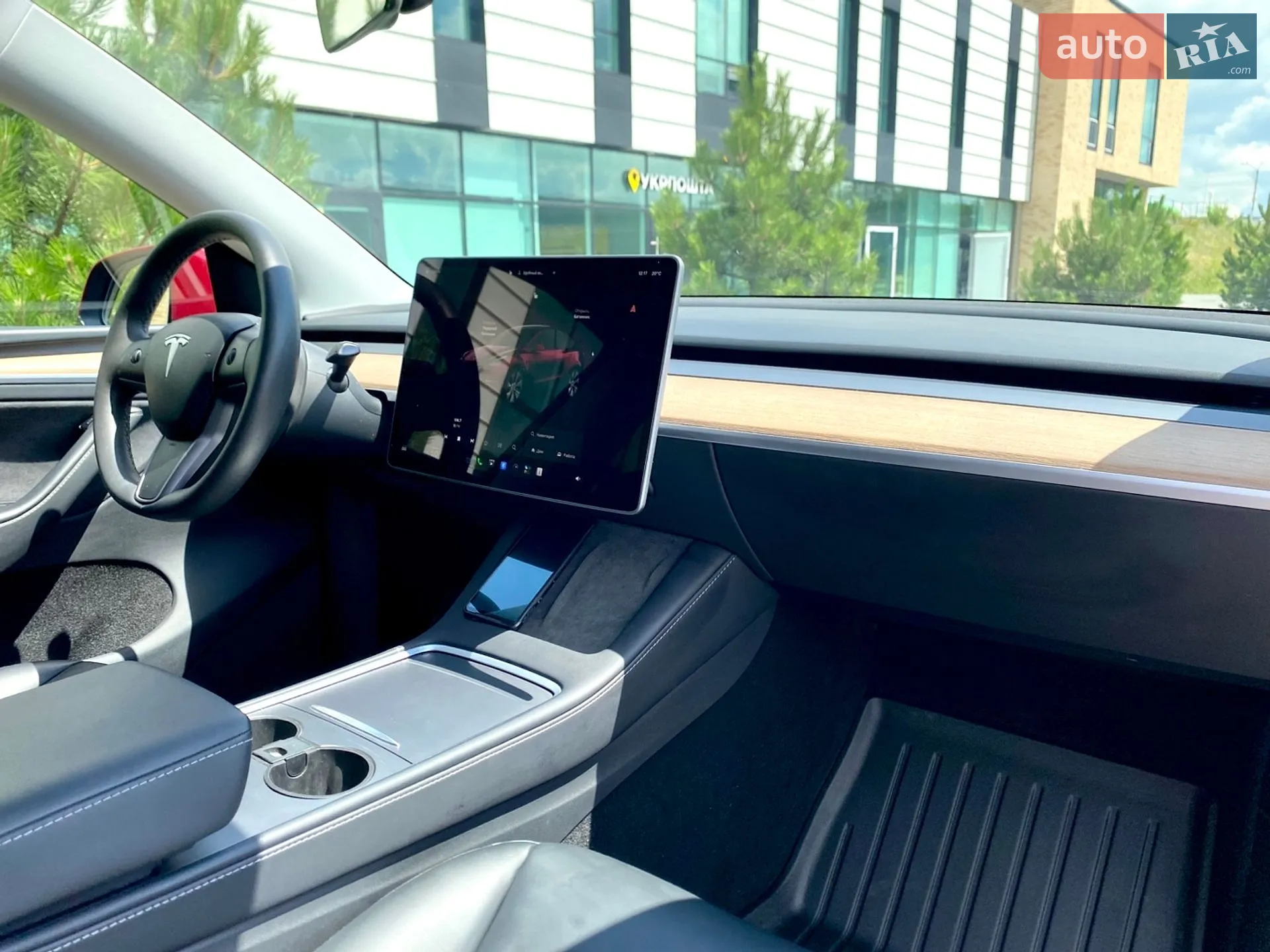 2024 Tesla Model Y - мініатюра 11