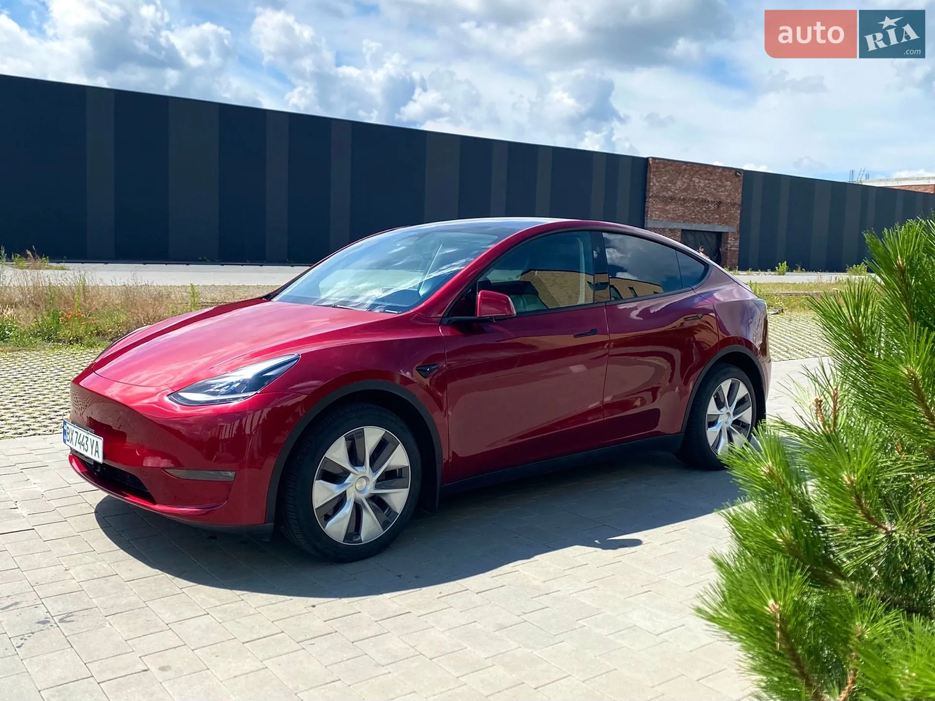 2024 Tesla Model Y - мініатюра 20