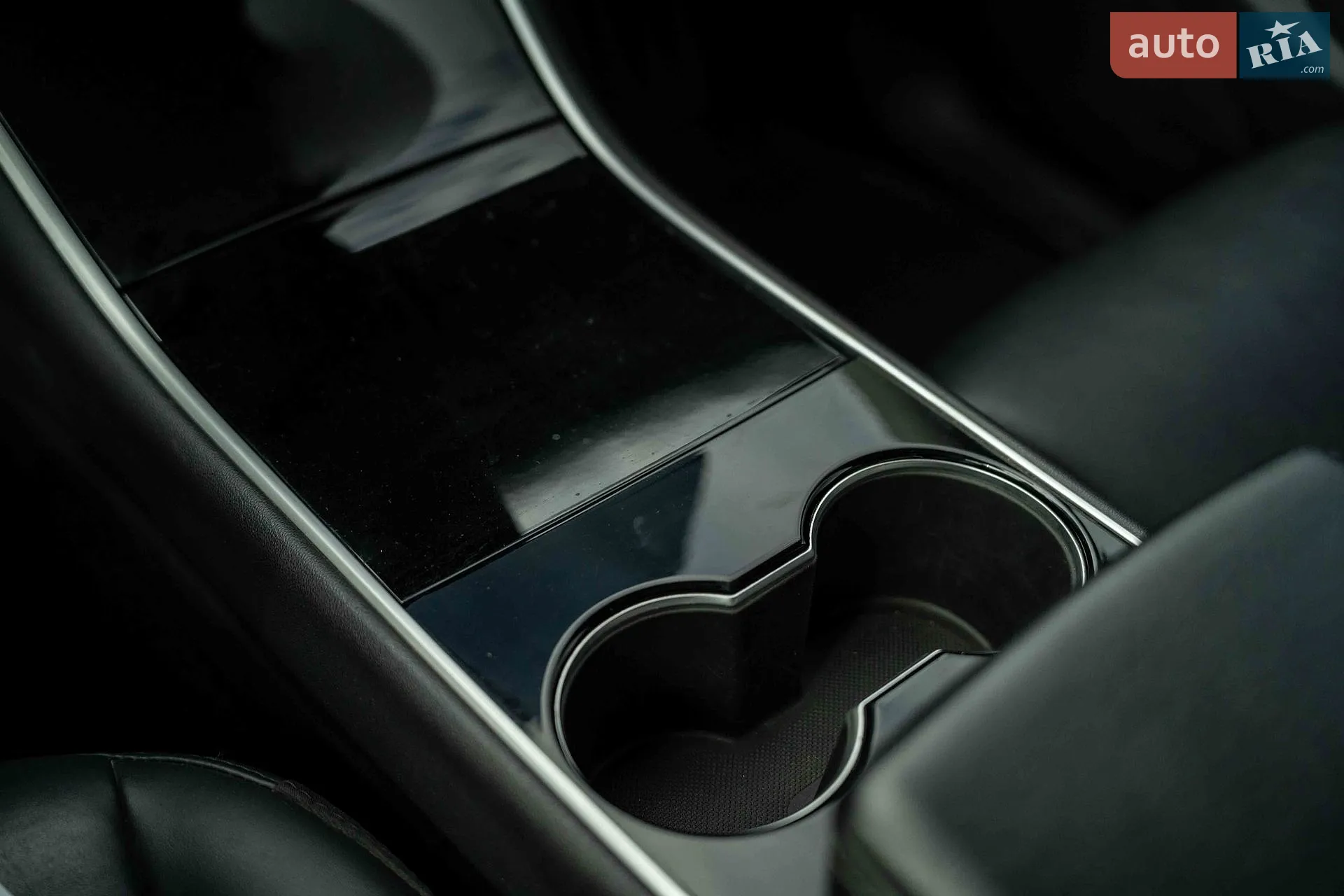 2020 Tesla Model Y - мініатюра 29