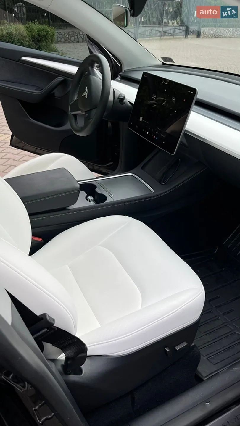 2024 Tesla Model Y - мініатюра 28
