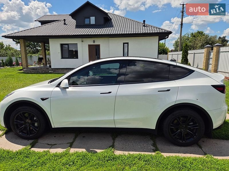 Внедорожник / Кроссовер Tesla Model Y 2022 в Полтаве фото 5 Внедорожник / Кроссовер Tesla Model Y 2022 в Полтаве