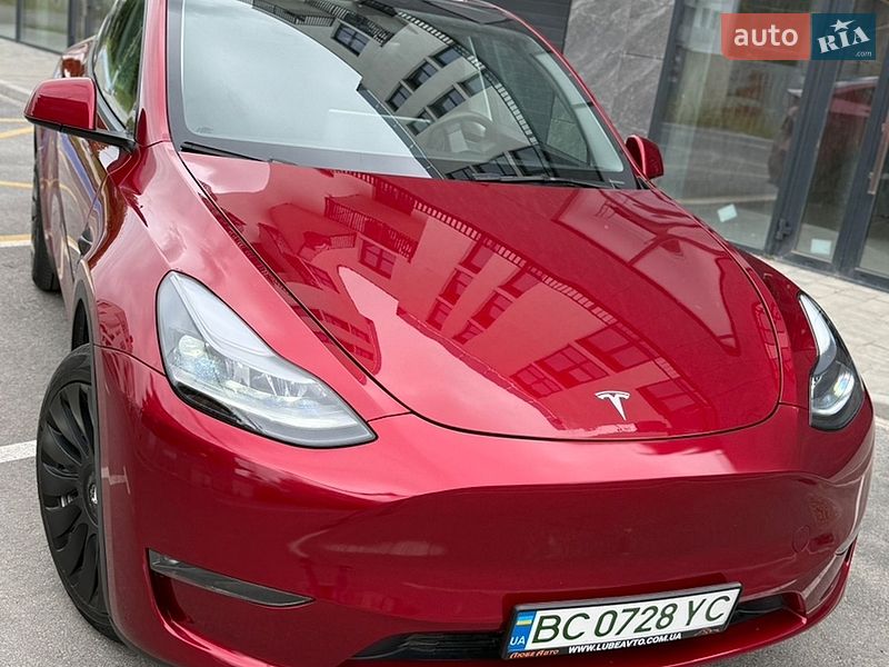 Позашляховик / Кросовер Tesla Model Y 2024 в Львові