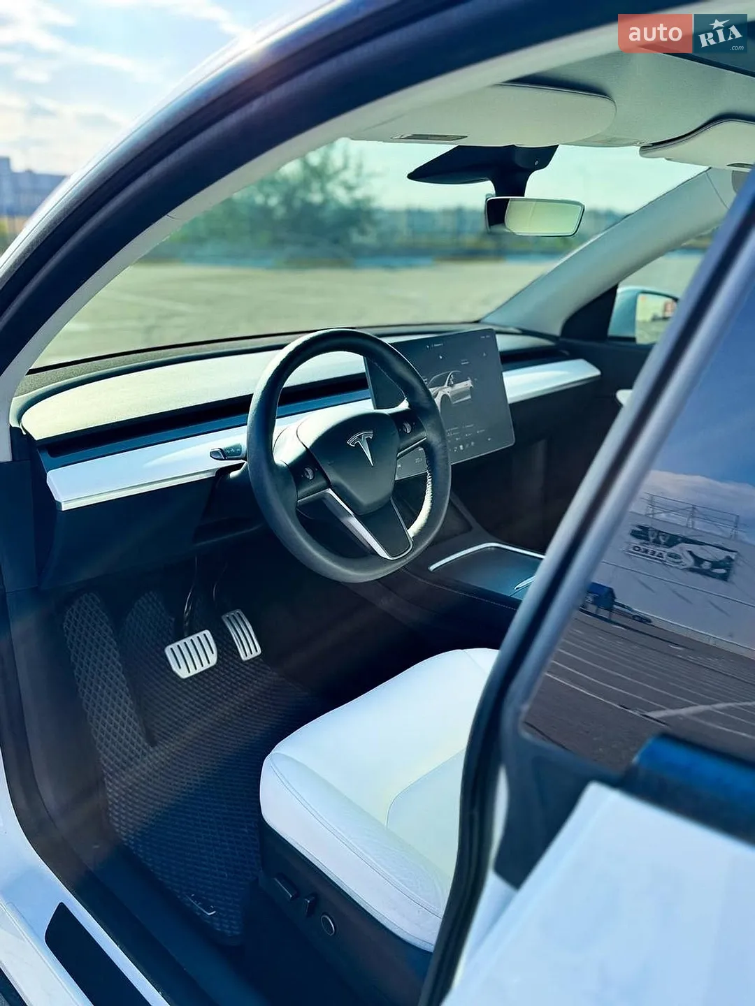 2022 Tesla Model Y - мініатюра 35