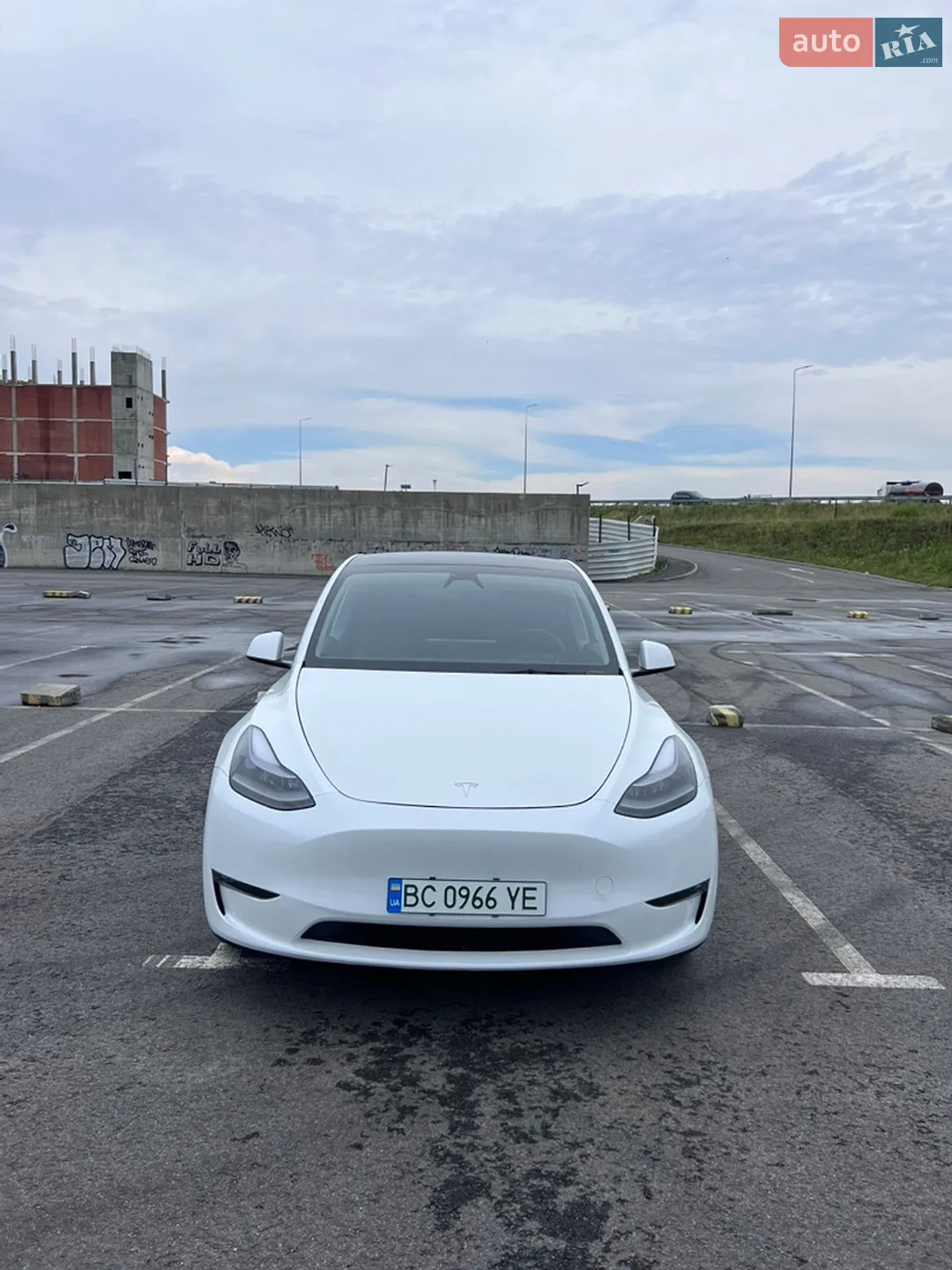 2024 Tesla Model Y - мініатюра 11