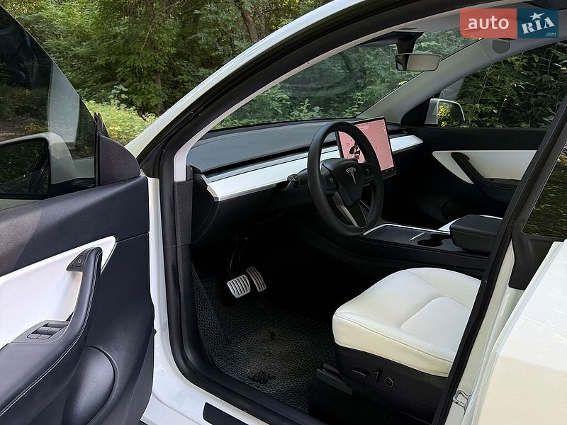 Внедорожник / Кроссовер Tesla Model Y 2021 в Днепре фото 10 Внедорожник / Кроссовер Tesla Model Y 2021 в Днепре