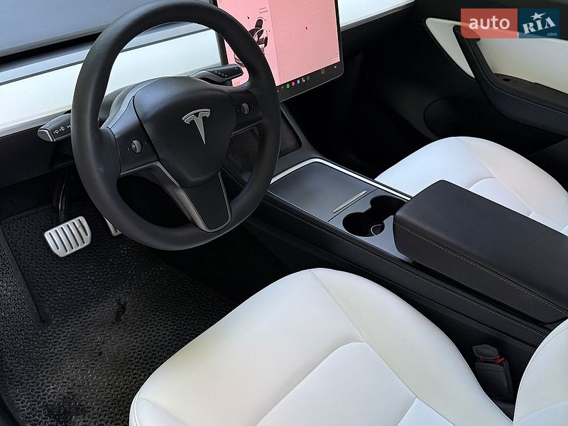 Внедорожник / Кроссовер Tesla Model Y 2021 в Днепре фото 13 Внедорожник / Кроссовер Tesla Model Y 2021 в Днепре