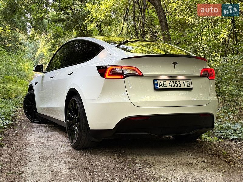 Внедорожник / Кроссовер Tesla Model Y 2021 в Днепре фото 15 Внедорожник / Кроссовер Tesla Model Y 2021 в Днепре