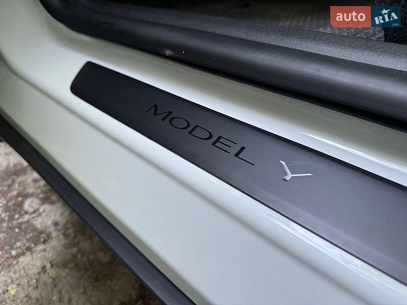 Внедорожник / Кроссовер Tesla Model Y 2021 в Днепре фото 20 Внедорожник / Кроссовер Tesla Model Y 2021 в Днепре