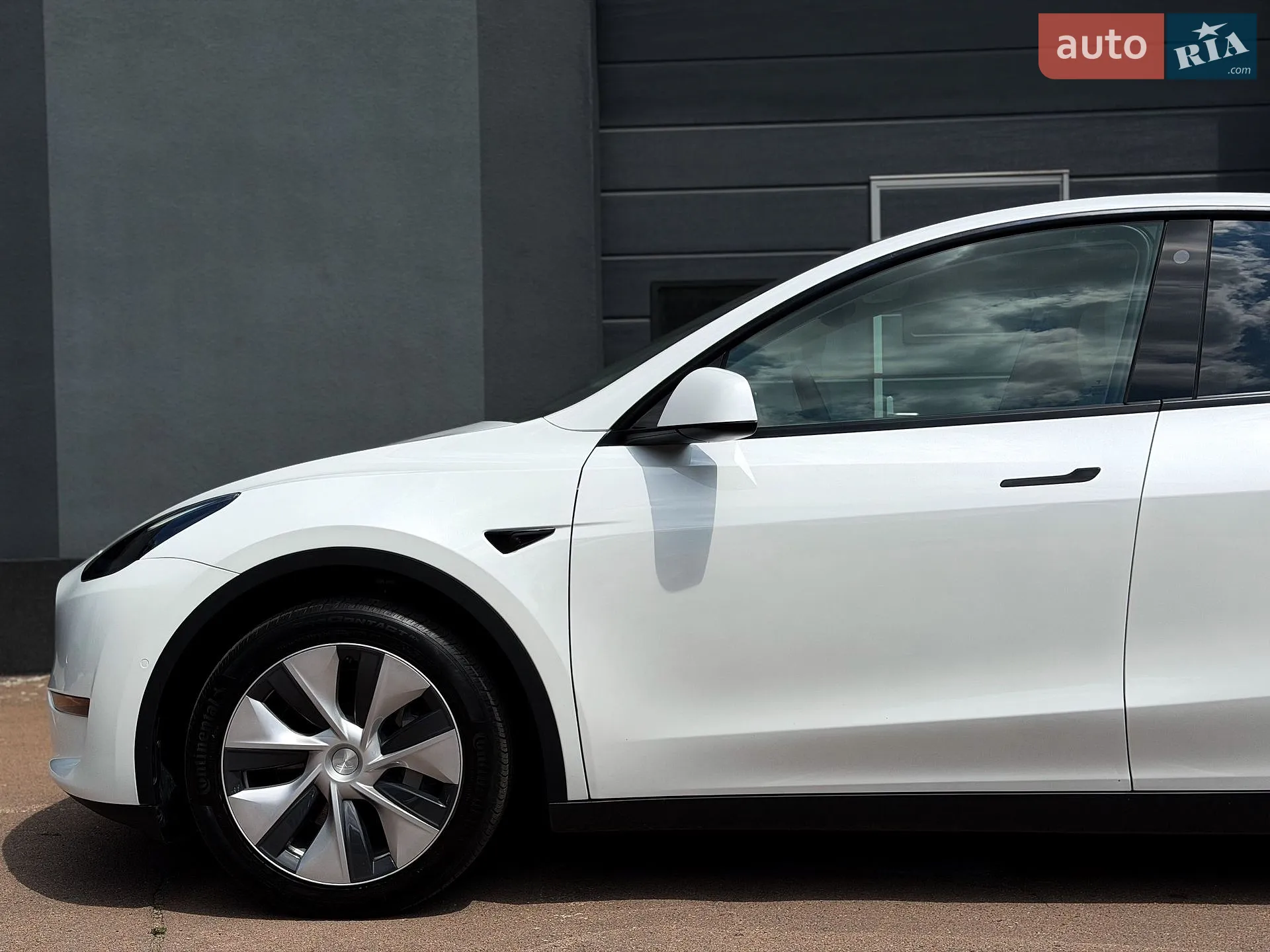 2022 Tesla Model Y - мініатюра 5